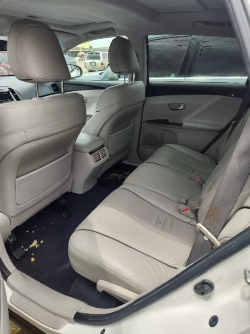 Toyota Venza   - 2010