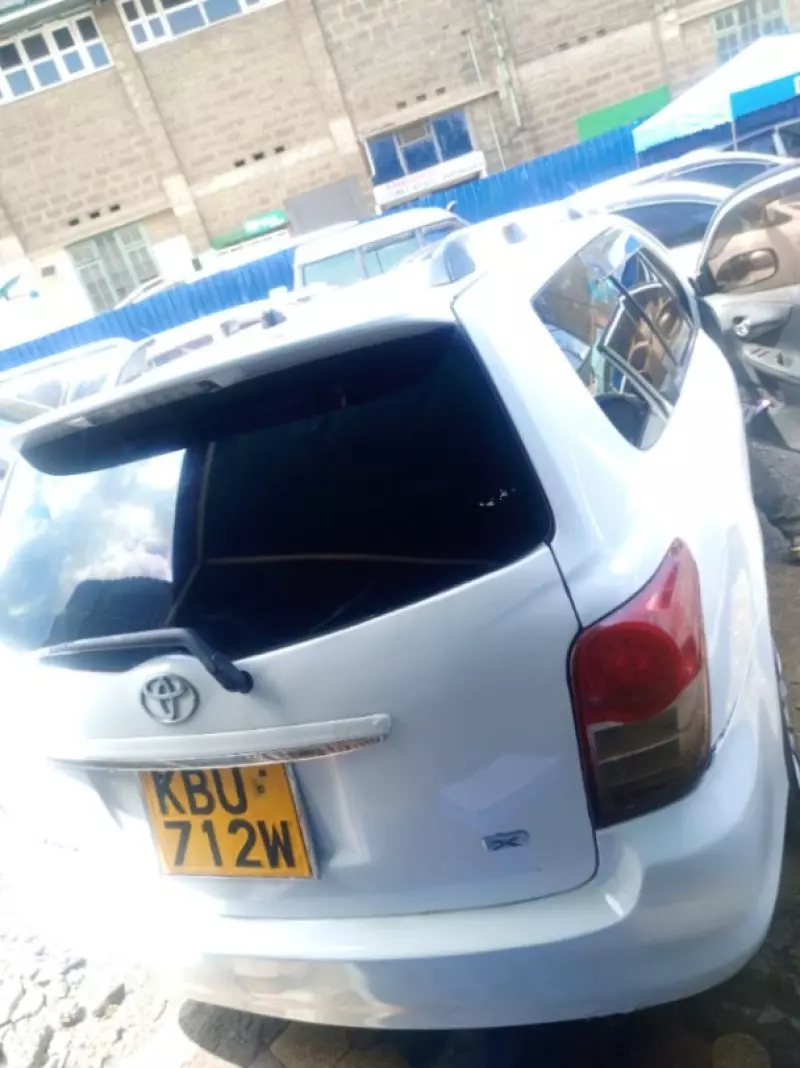Toyota Fielder    - 2007