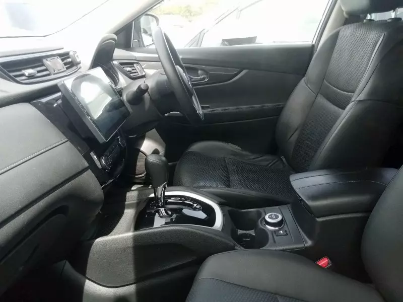 Nissan X-Trail   - 2015