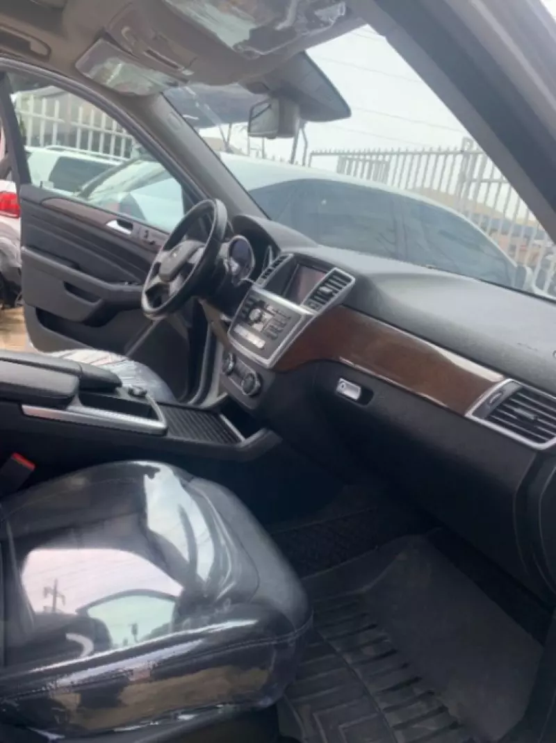 Mercedes-Benz Ml-class - 2012