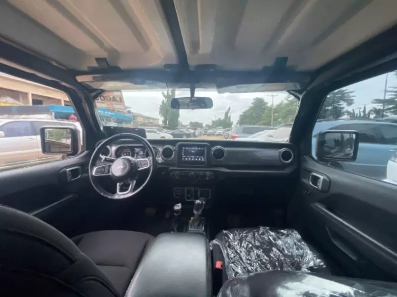 JEEP Wrangler Sahara   - 2021