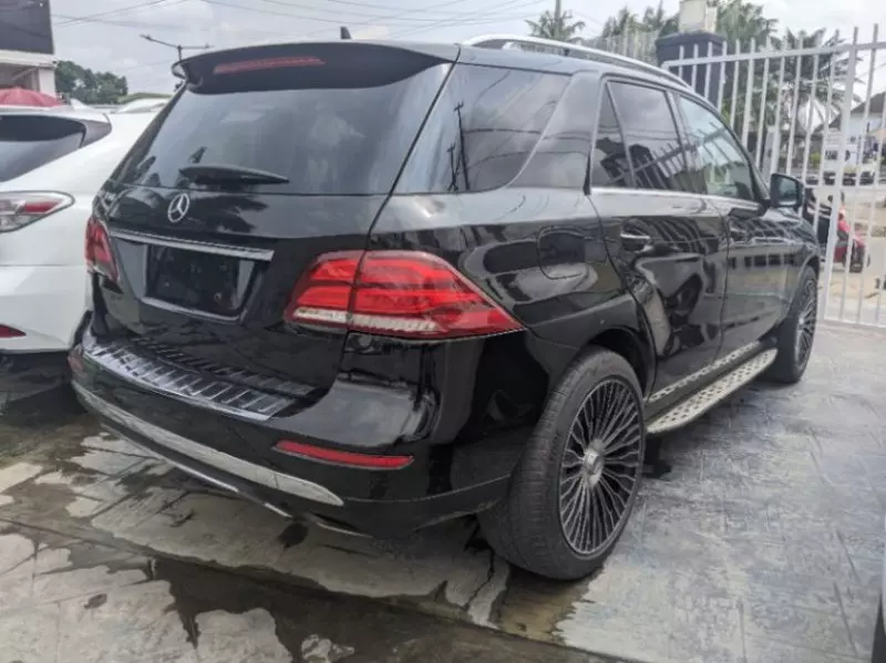 Mercedes-Benz GLE 350   - 2017