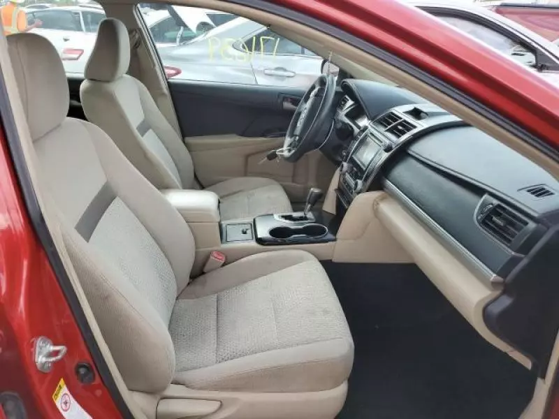 Toyota Camry   - 2013