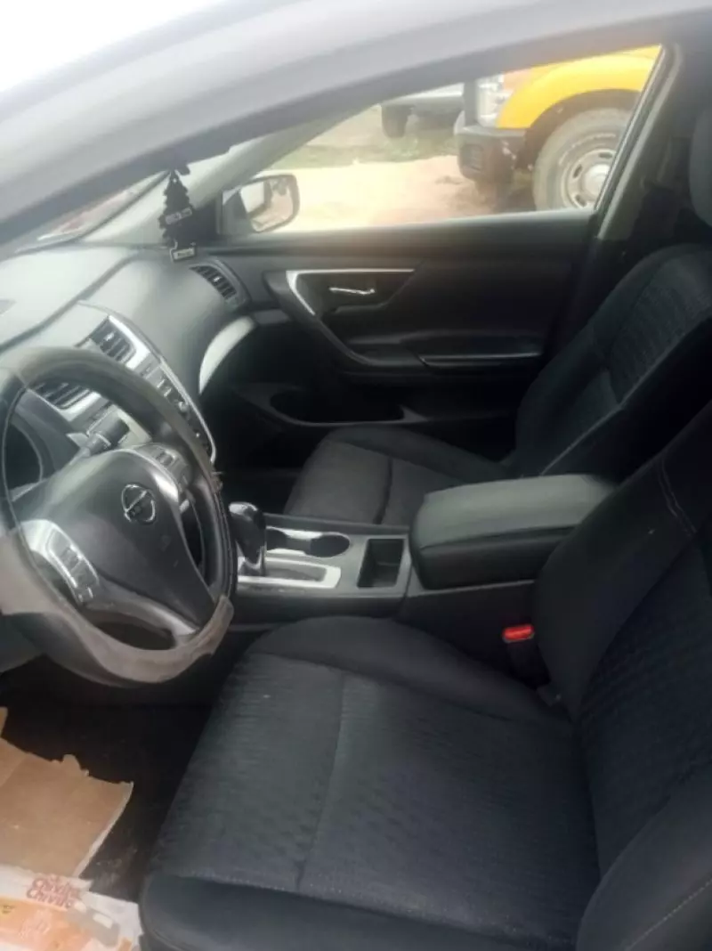Nissan Altima   - 2015