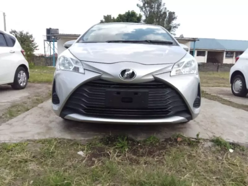 Toyota Vitz   - 2018