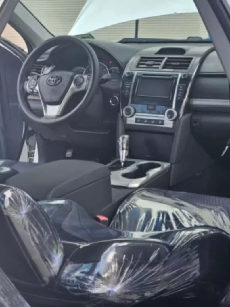 Toyota Camry   - 2013