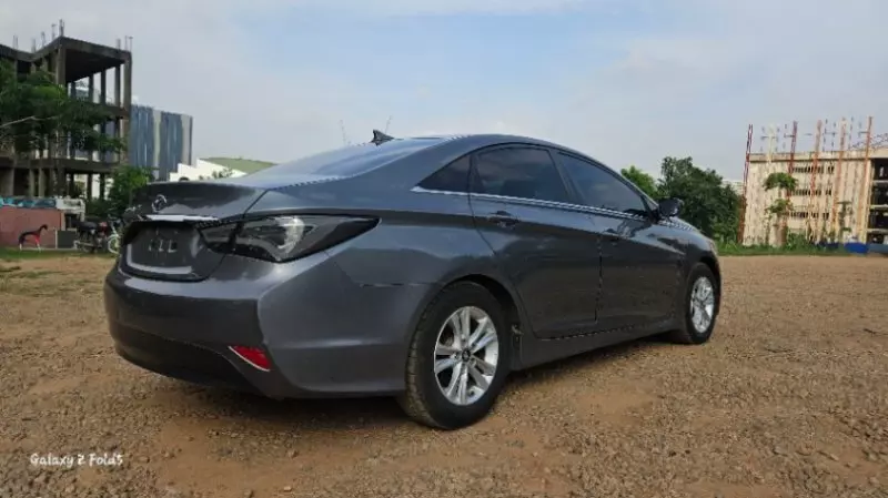 Hyundai Sonata   - 2014