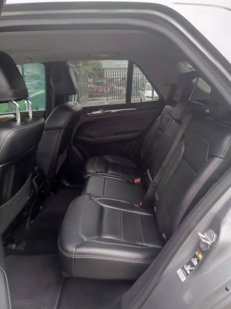 Mercedes-Benz ML 350   - 2012