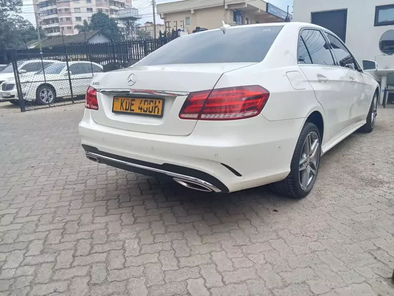 Mercedes-Benz E250   - 2014