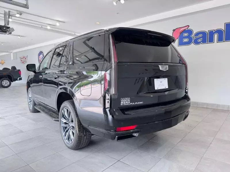 Cadillac Escalade ESV   - 2023