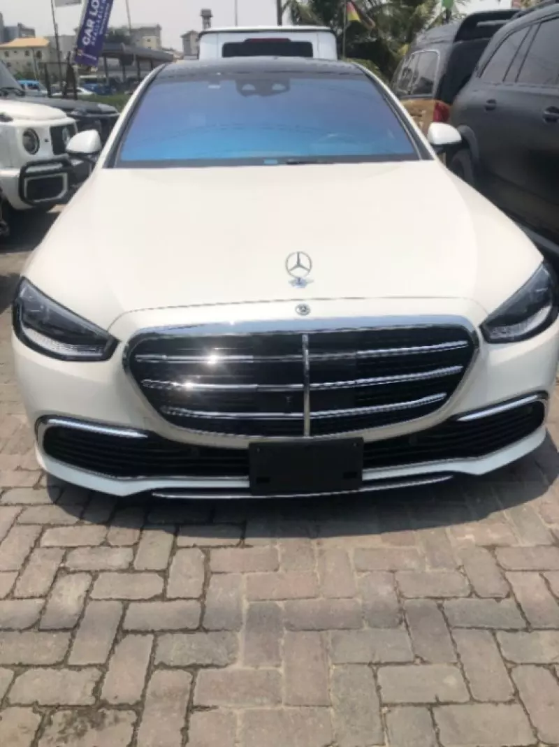 Mercedes-Benz S 500   - 2023
