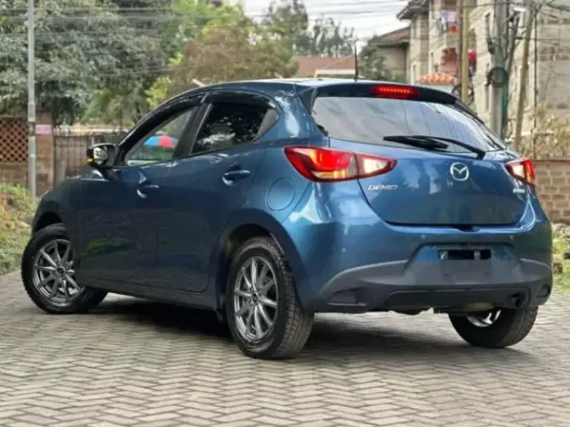 Mazda Demio   - 2018