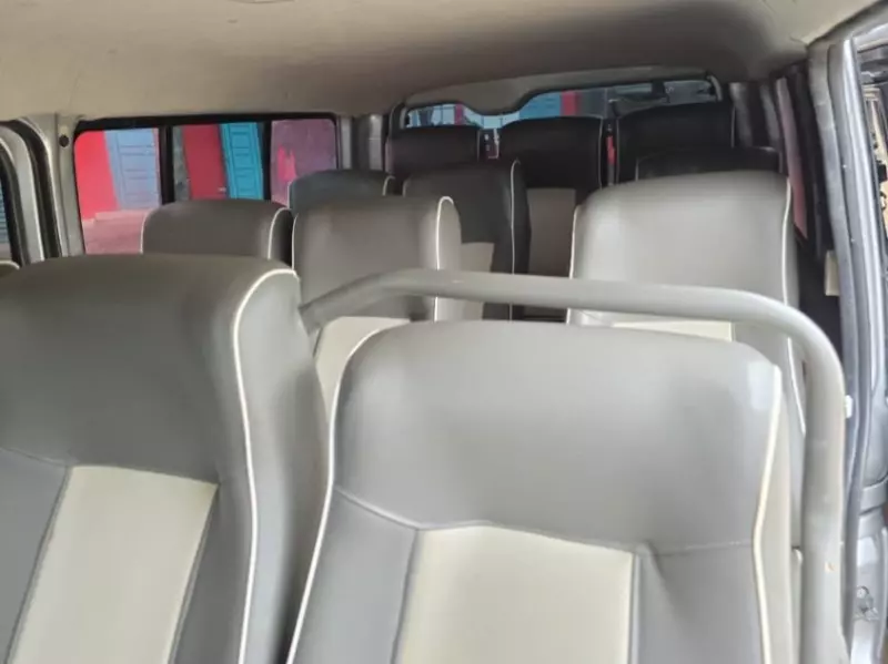 Toyota Hiace   - 2014