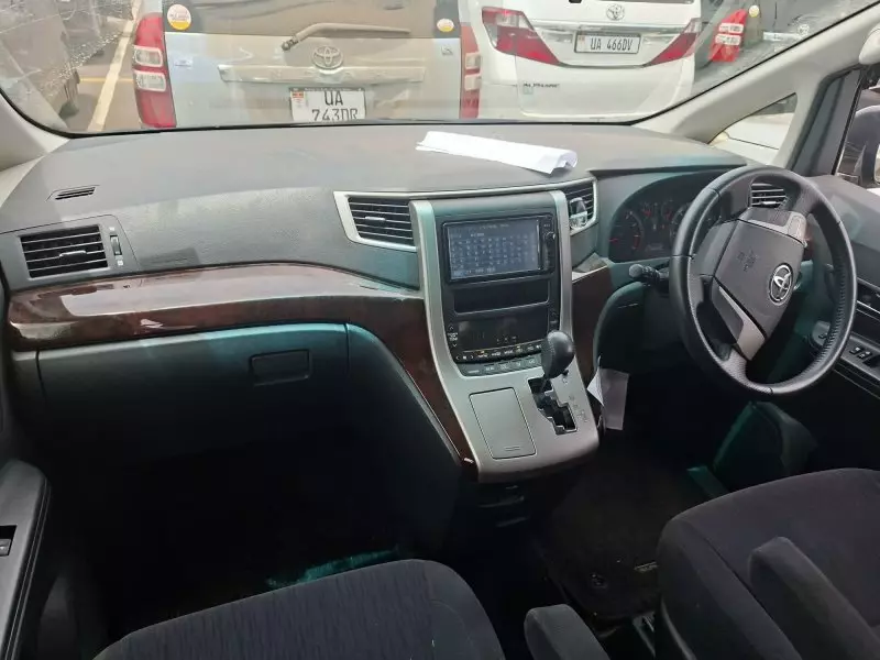 Toyota Alphard - 2011