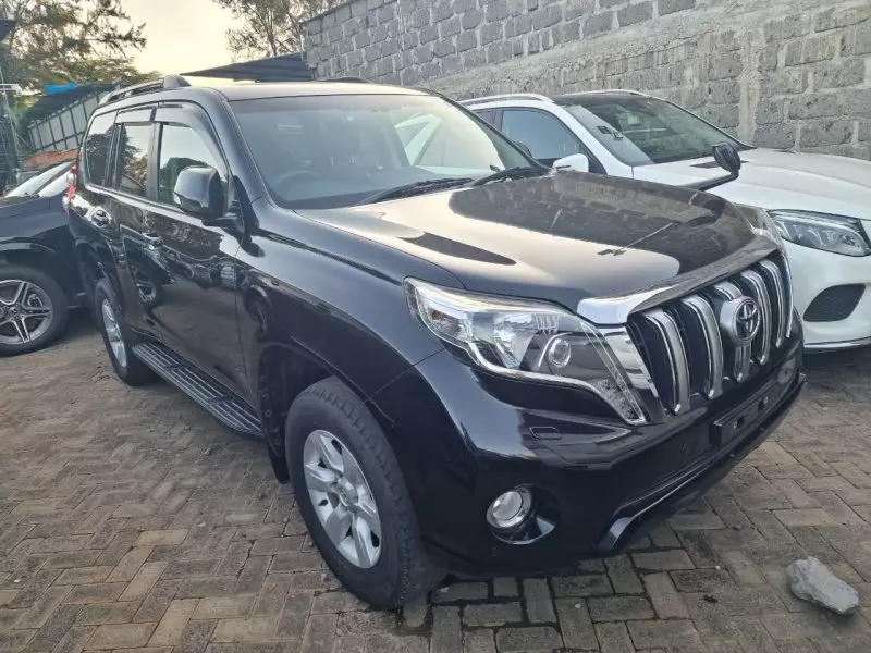 Toyota Land Cruiser Prado   - 2017