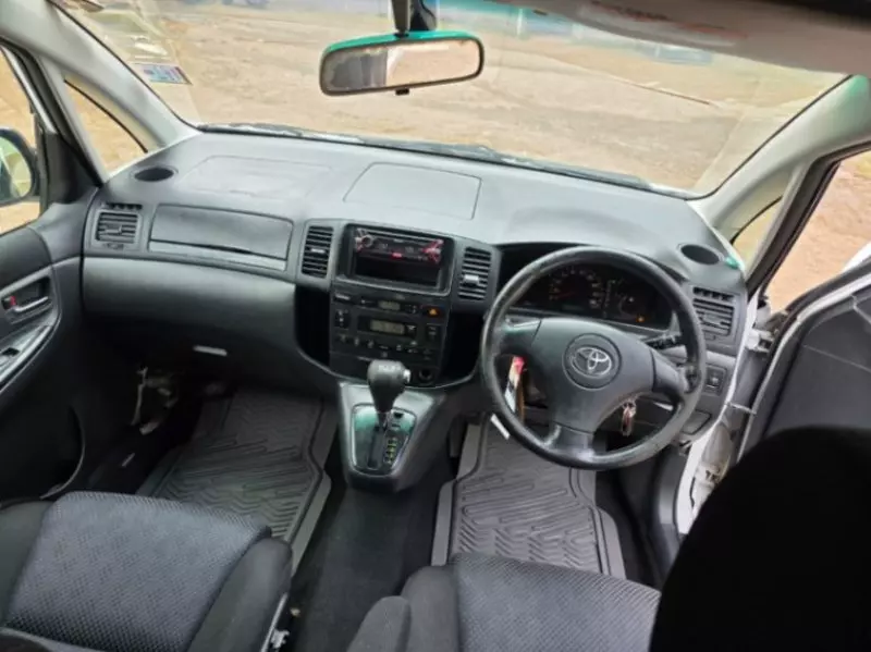 Toyota Spacio   - 2004