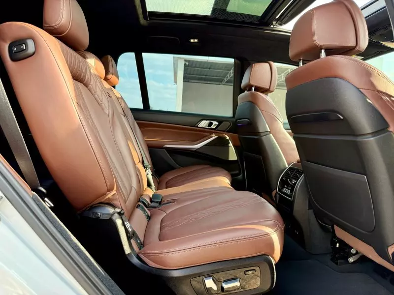 BMW X7   - 2018