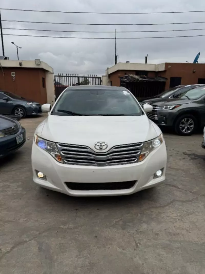 Toyota Venza   - 2010