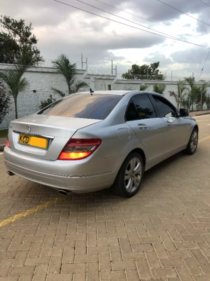 Mercedes-Benz C 200   - 2009