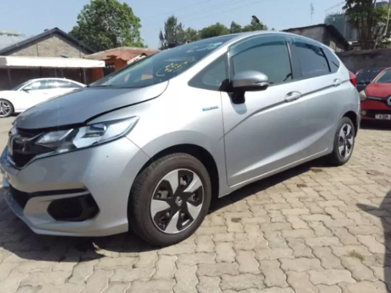 Honda Fit Hybrid    - 2022