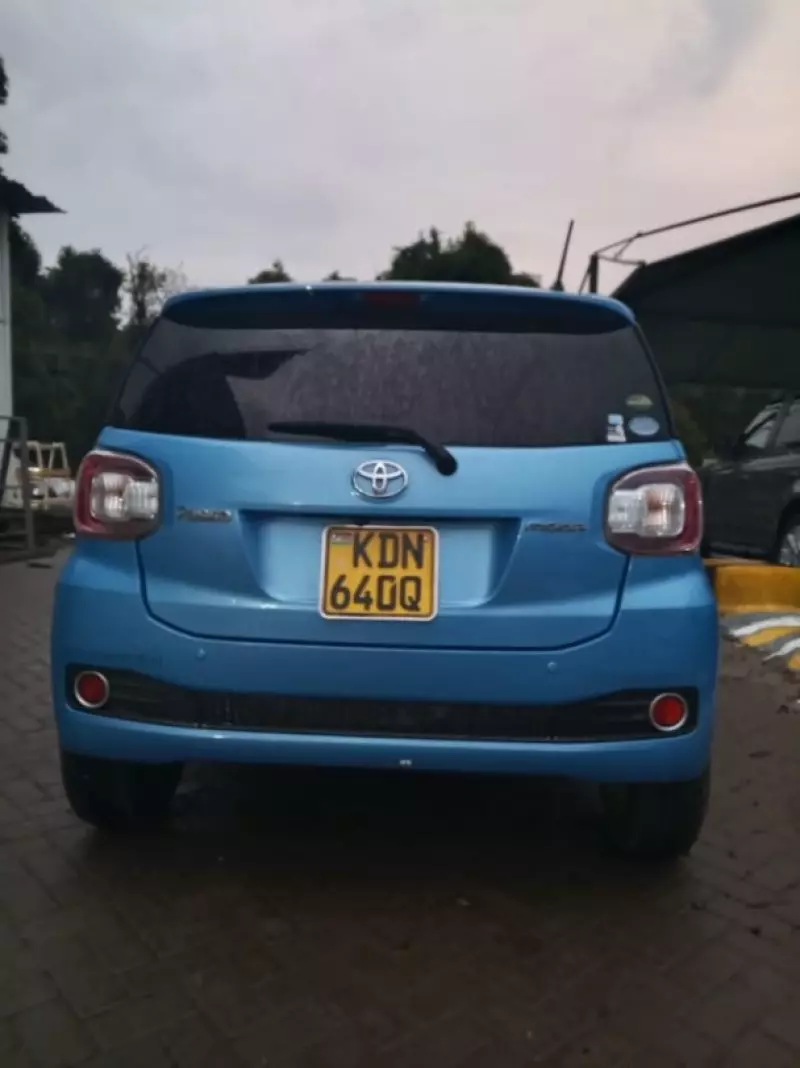 Toyota Passo   - 2016