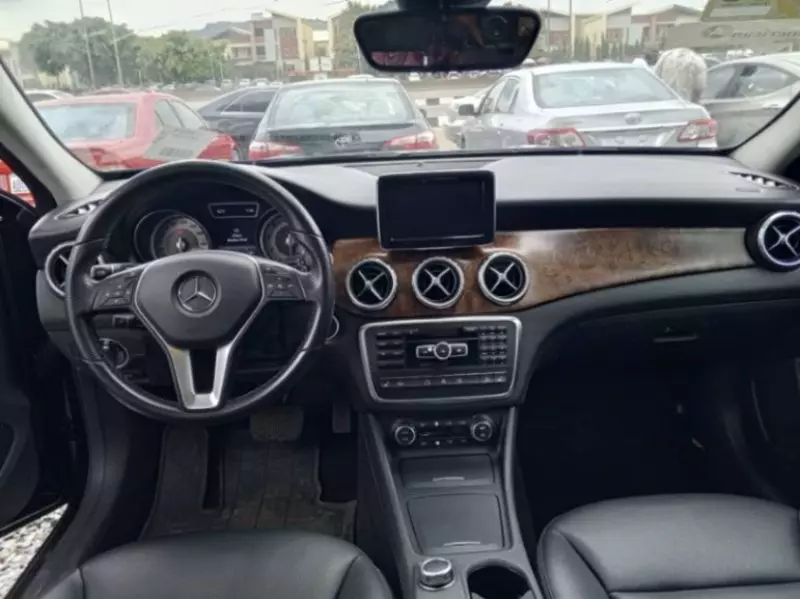 Mercedes-Benz GLA 250   - 2015