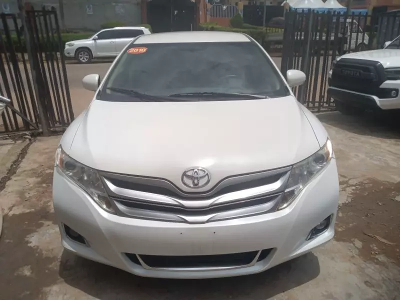 Toyota Venza   - 2010