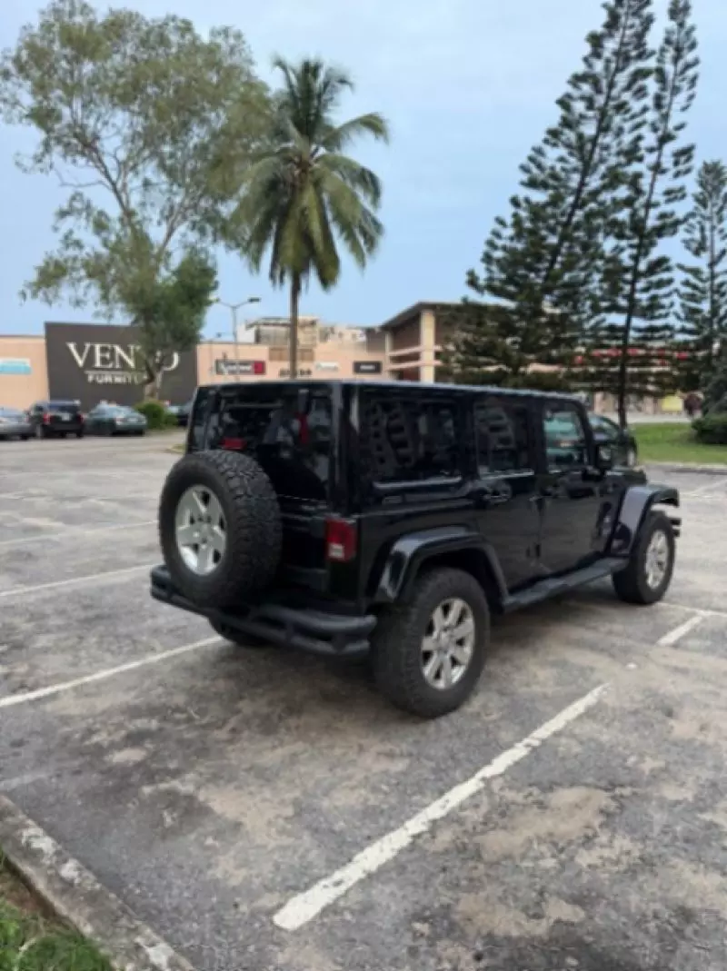 JEEP Wrangler   - 2011