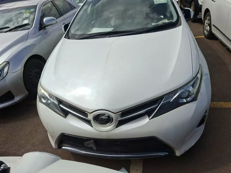 Toyota Auris   - 2013