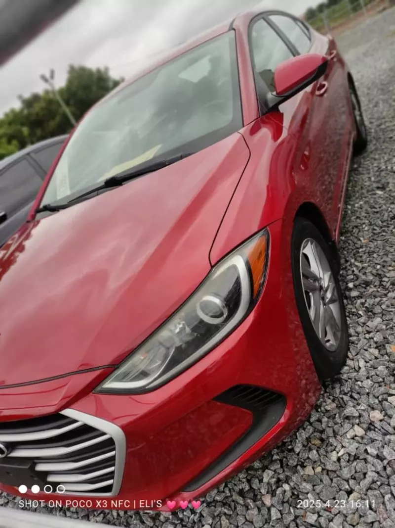 Hyundai Elantra   - 2017