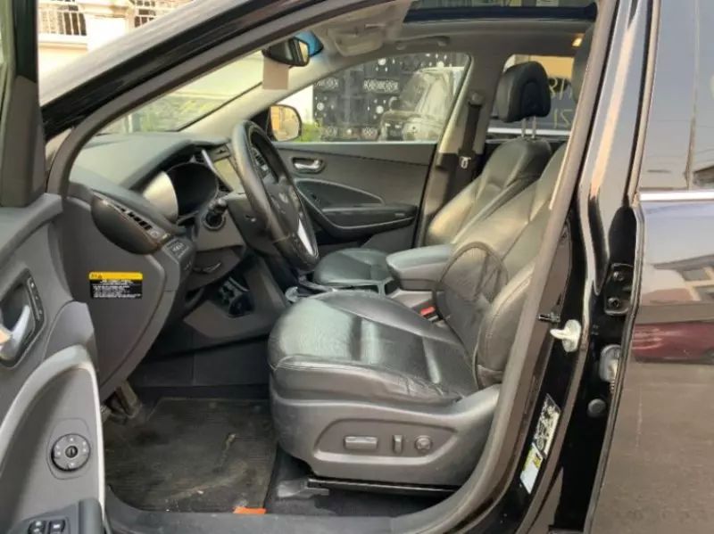 Hyundai Santa Fe   - 2017