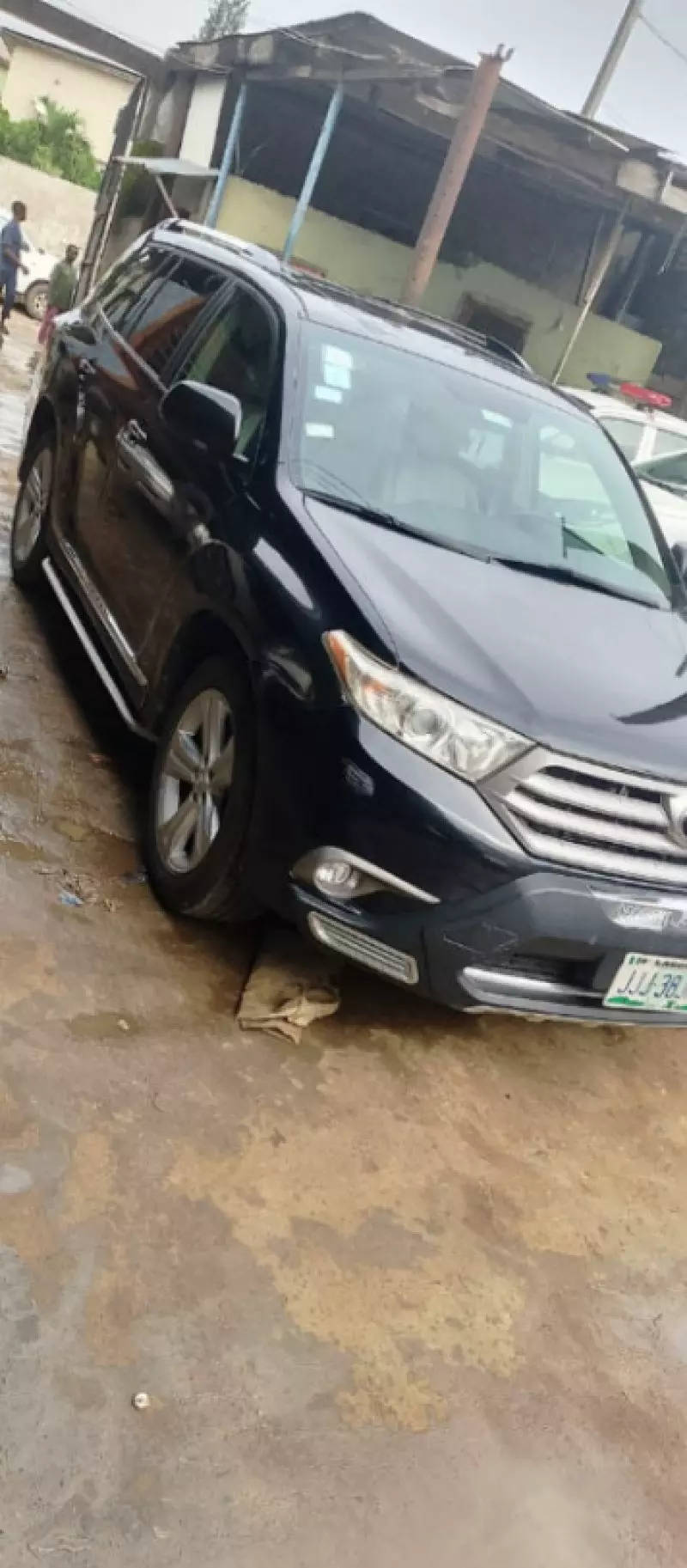 Toyota Highlander   - 2013