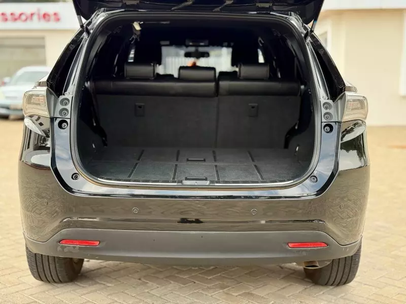 Toyota Harrier   - 2015