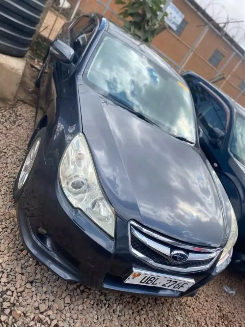 Subaru Legacy B4   - 2009