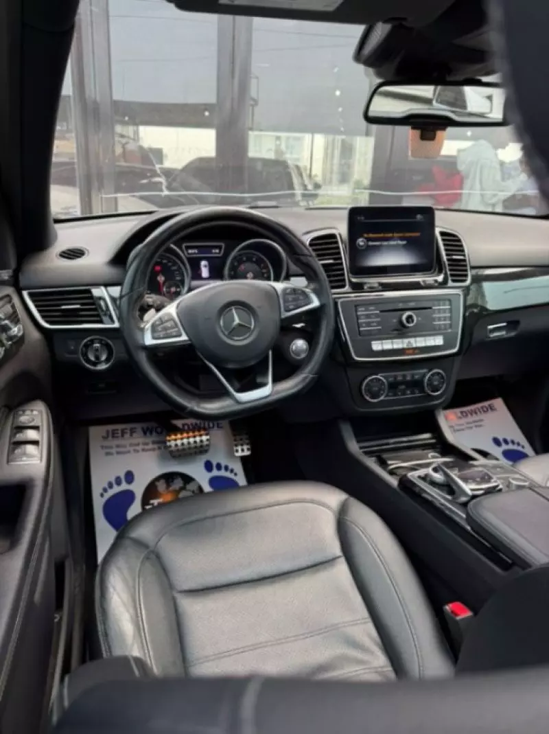 Mercedes-Benz GLE 43 AMG   - 2017