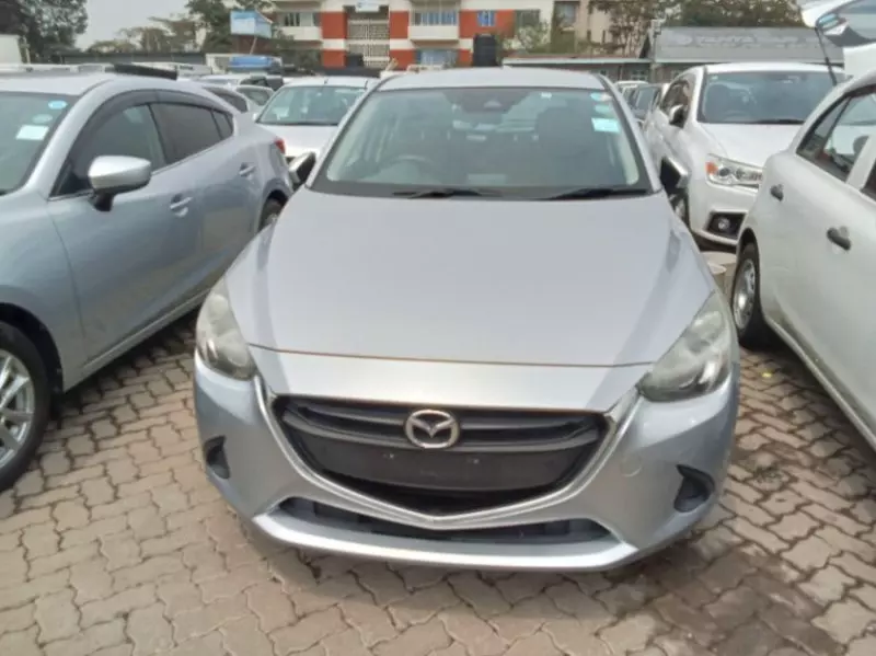 Mazda Demio   - 2019