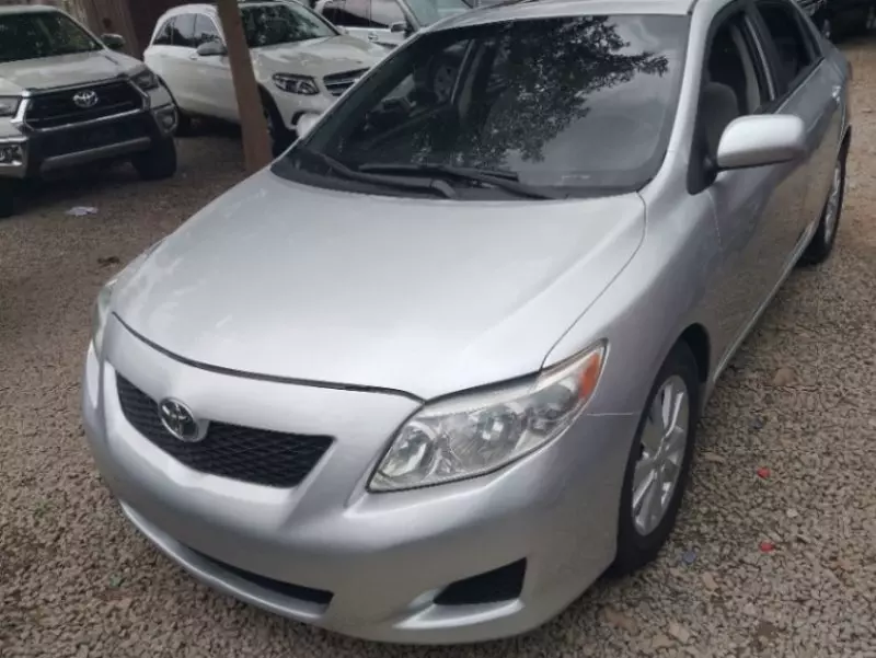 Toyota Corolla   - 2008