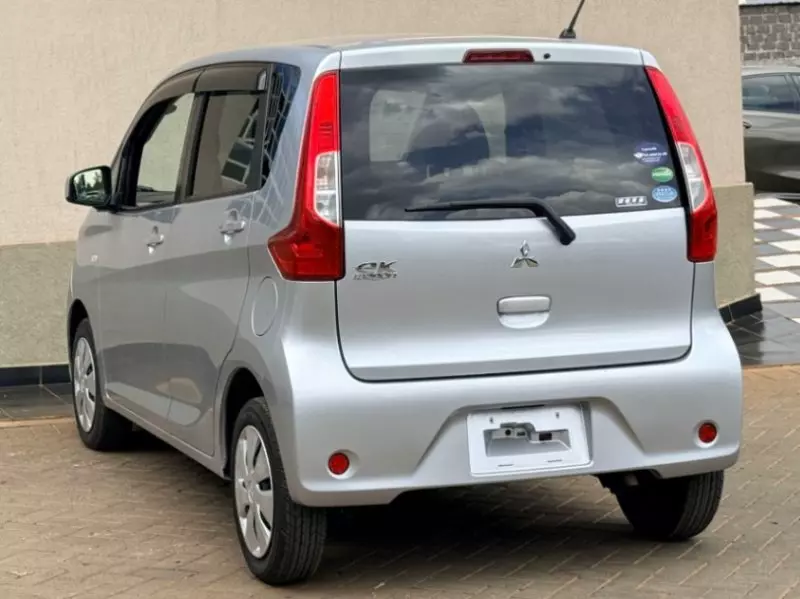 Mitsubishi ek custom