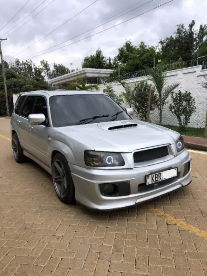 Subaru Forester   - 2004