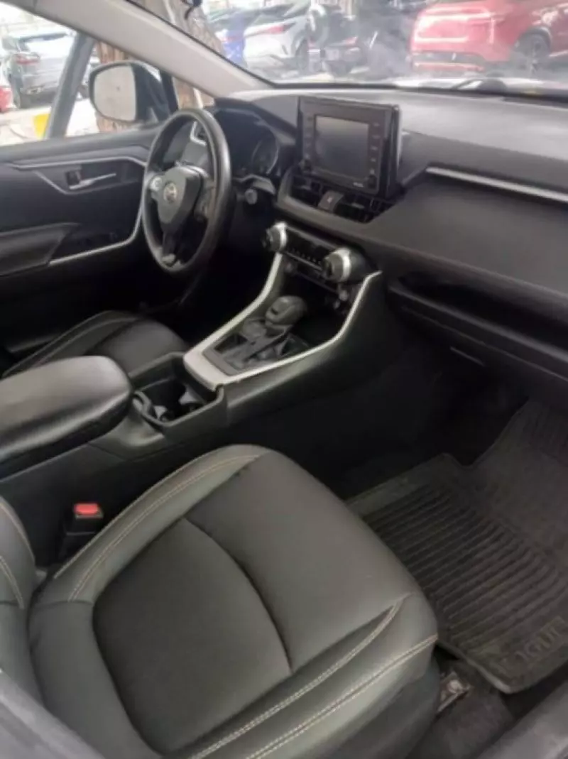 Toyota Rav4   - 2021