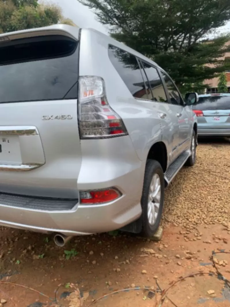 Lexus GS 460   - 2018