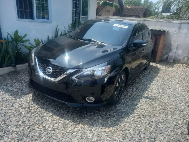 Nissan Sentra   - 2017