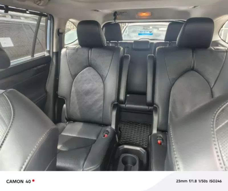 Toyota Highlander   - 2021