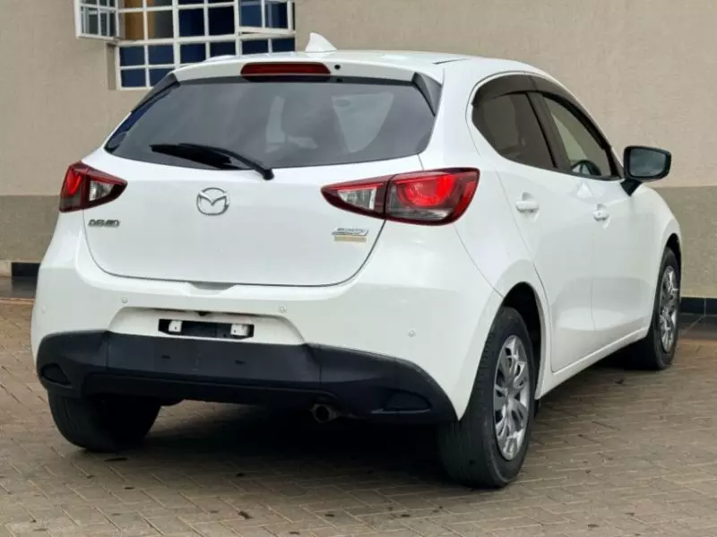 Mazda Demio    - 2019