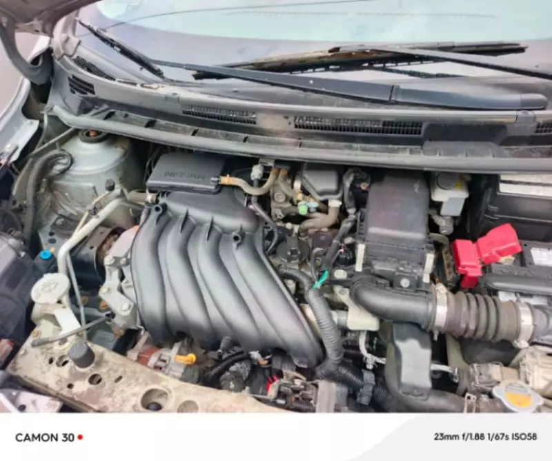 Nissan Versa   - 2015