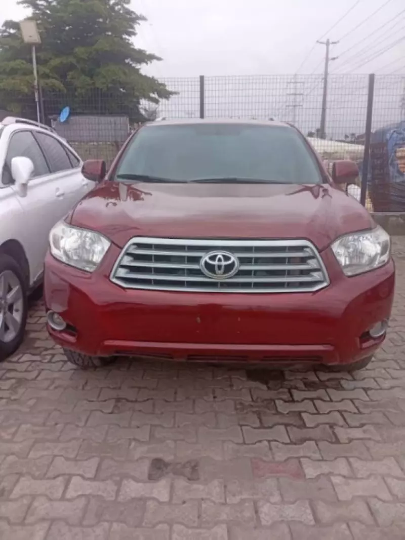 Toyota Highlander   - 2009
