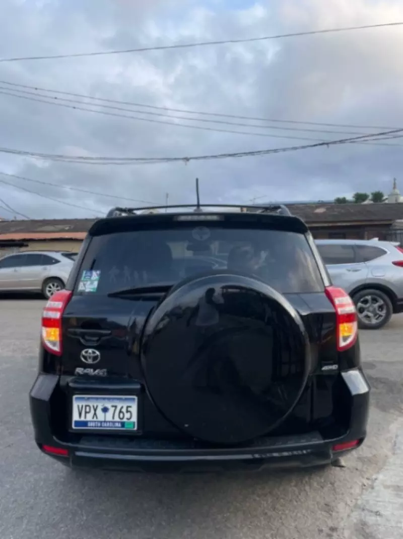 Toyota RAV 4   - 2012