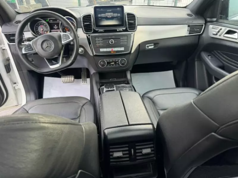 Mercedes-Benz GLE 350   - 2016