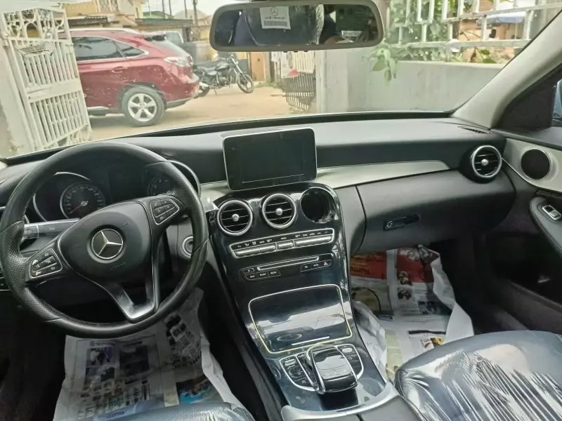 Mercedes-Benz C 300   - 2015