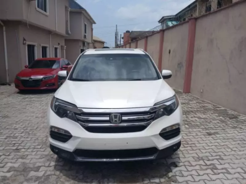 Honda Pilot   - 2017